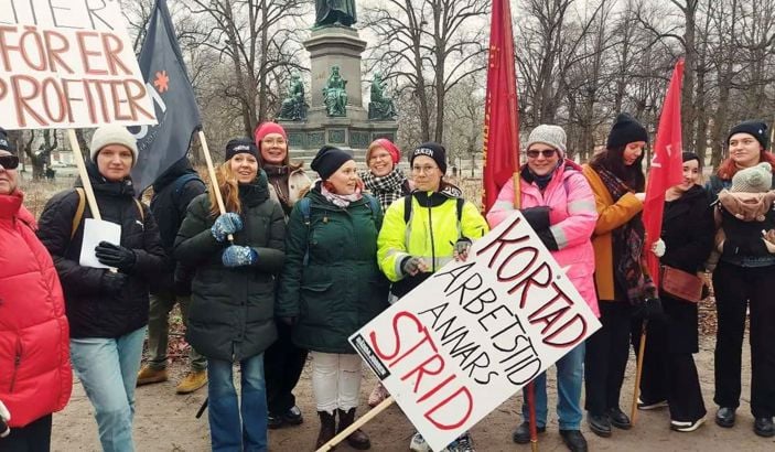 *Näta Öst ute på en aktivitet under en konferens